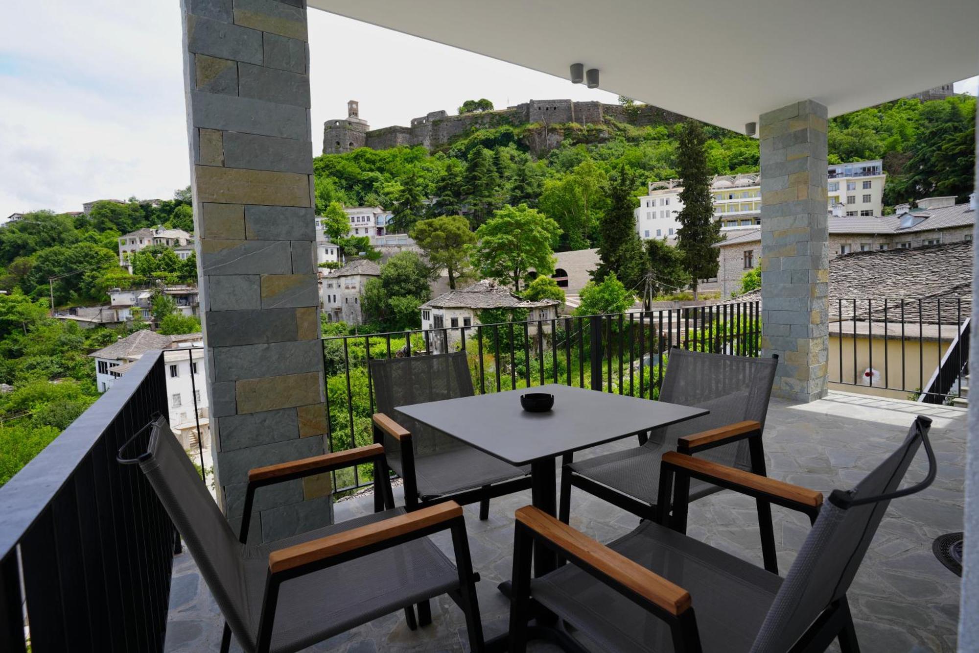 Castlefront Villa Гирокастра Экстерьер фото